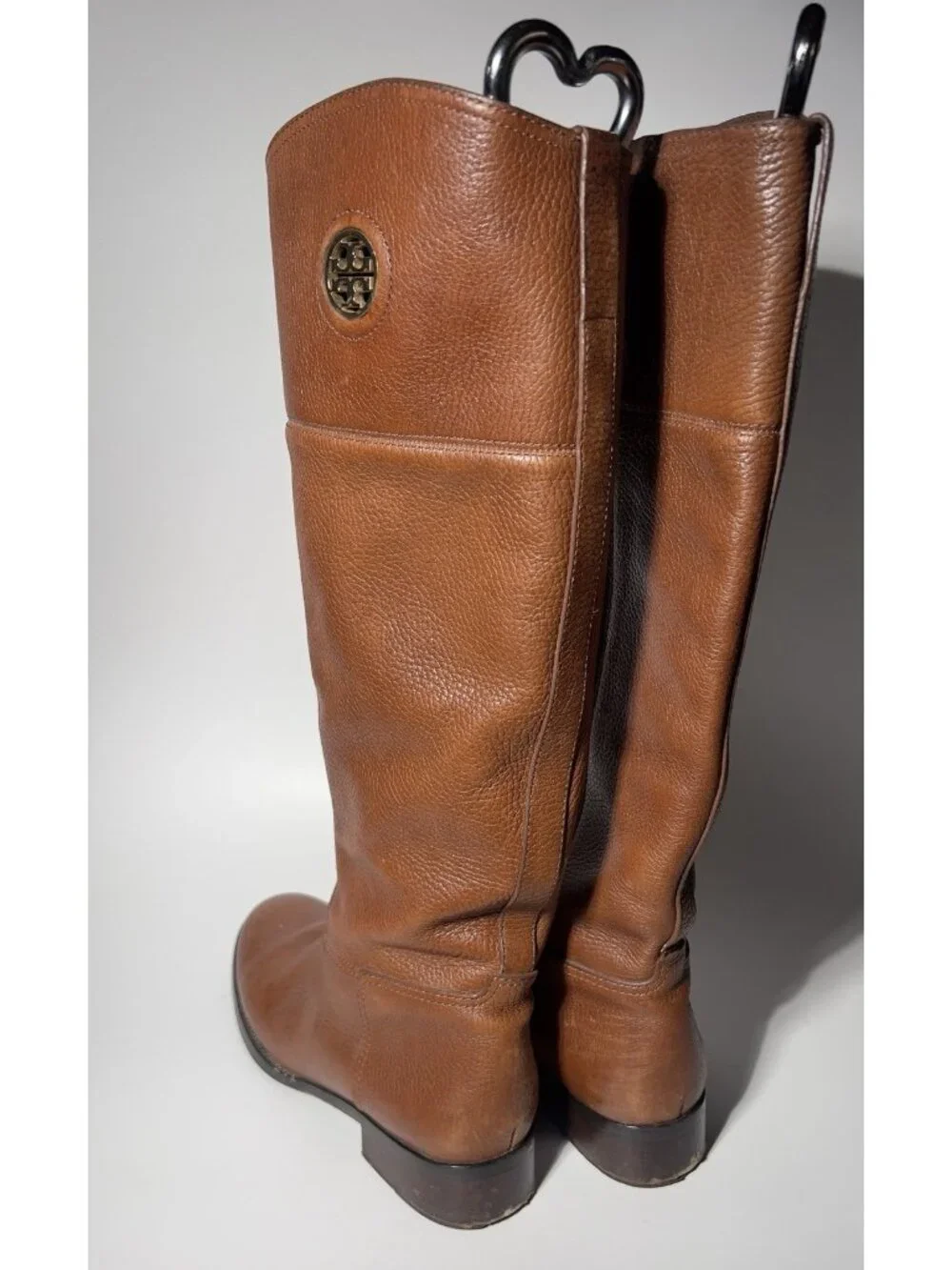 Tory Burch Junction Brown Pebbled Leather Riding Boots Size 8M Gold Logo
